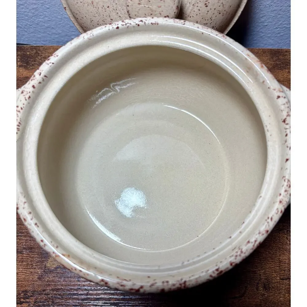 Vtg Monmouth Pottery Bean Pot Casserole Brown Speckled Stoneware Maple Leaf 2 Qt